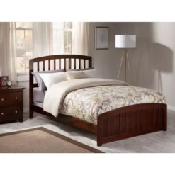 Richmond Full Platform Bed With Matching Footboard In Walnut - Walnut - Full