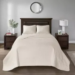 Cream Quebec Reversible Bedspread Set King -Bed Frame Shop 516a5f0d 7775 4bc1 9eb3 573362ba6e86