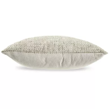 Erline Pillow 3 Erline Pillow - Image 3